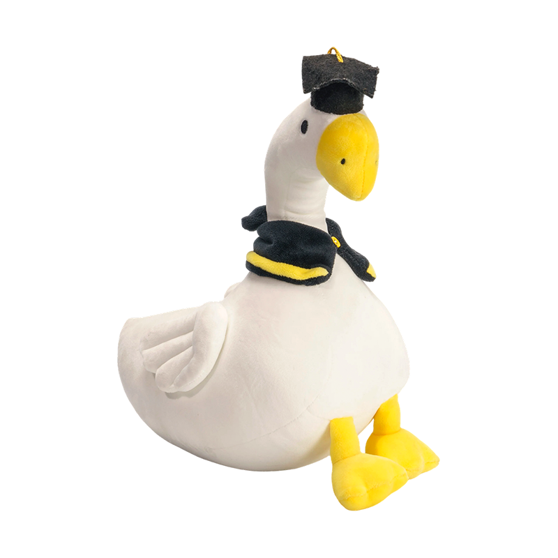 Brinquedos de pelúcia de pato branco recheado com touca de doutorado