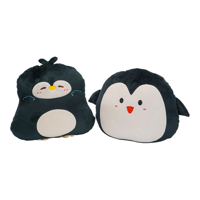 Almofadas de pelúcia de pinguim gordinho